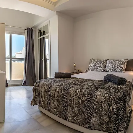 Apartament Holiday Puerto Marina
